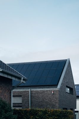 nombre optimal de panneaux solaires à installer pour alimenter votre maison ?