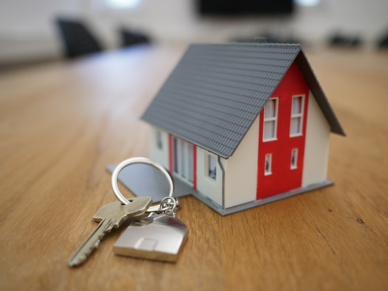 Faut-il avoir une assurance habitation avant la signature d’un acte de vente ?